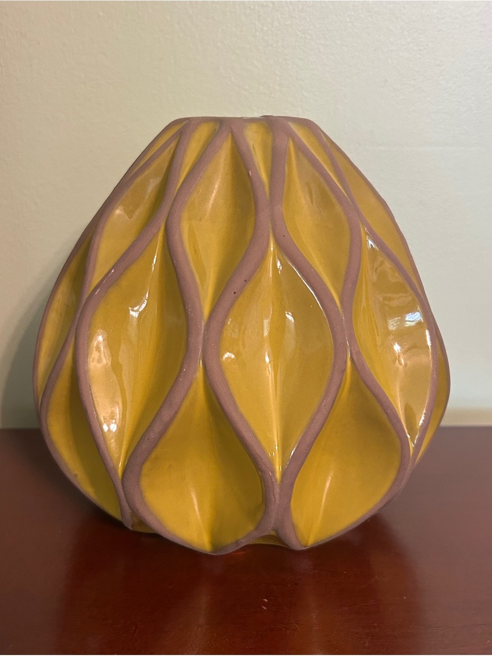 🍀Green Ceramic Decorative Vase with Purple Accents